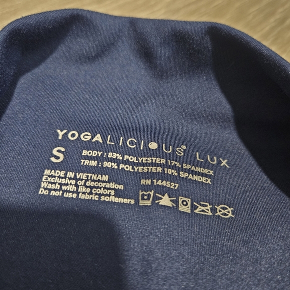 YOGALICIOUS NWT Lux Sophia High Crossover Elastic Free Waist 7/8 Flare Pants - Picture 9 of 11